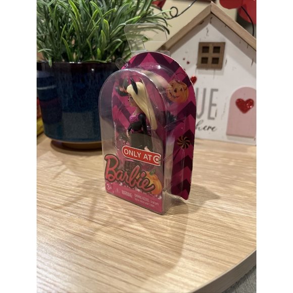 Target Exclusive Halloween Mini Figure 4 Inch Trick or Treat Cat Barbie Doll - Picture 7 of 10